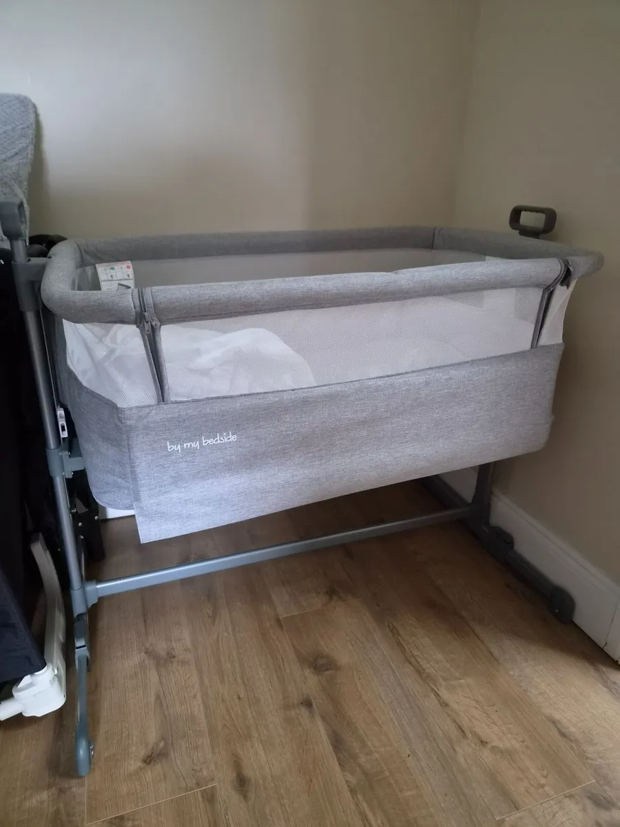 Next to me cot (aldi) - Image 2