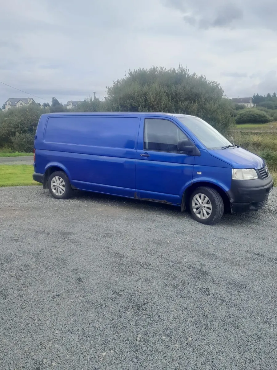Volkswagen Transporter 2006 - Image 1