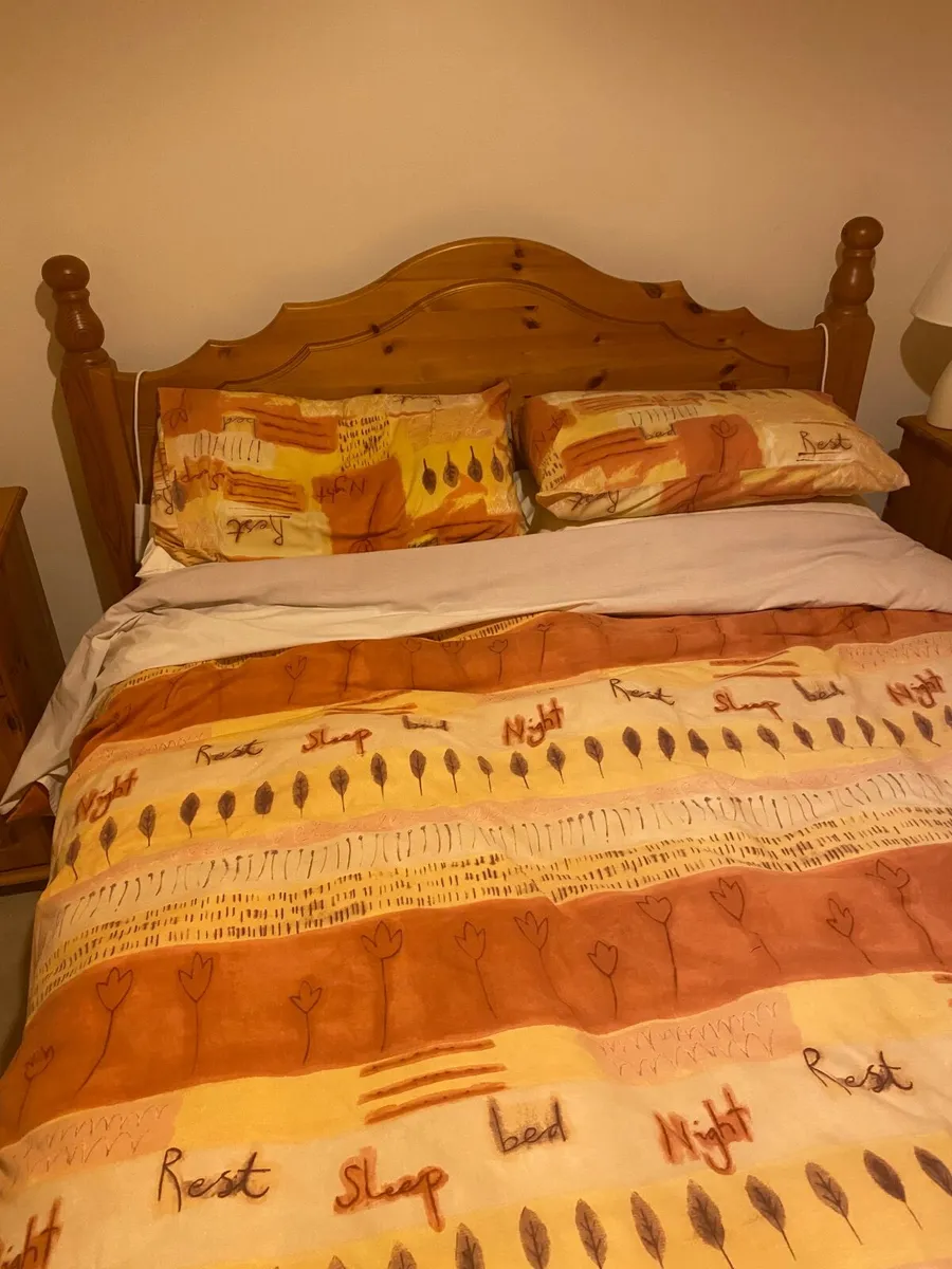 Double bed - Image 1