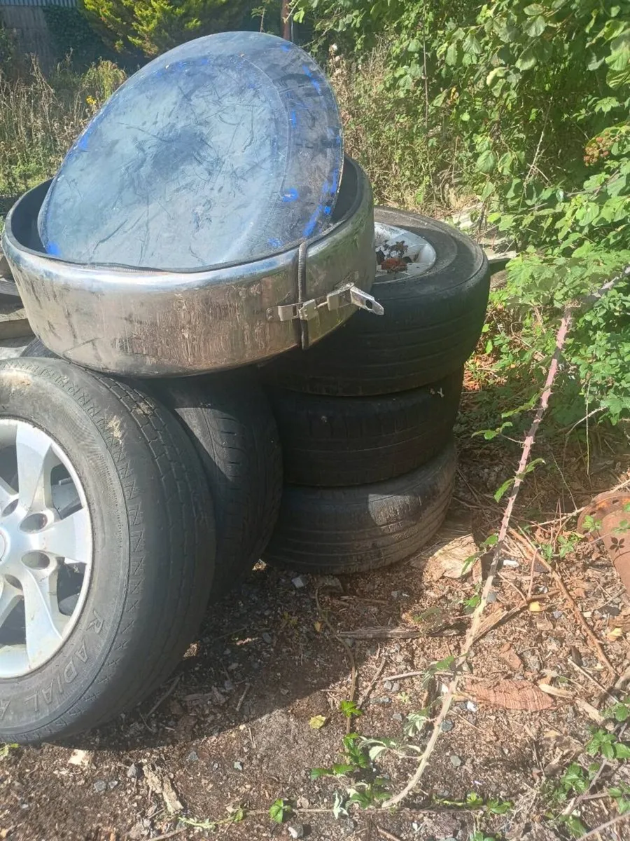 5 Jeep wheels + wheel cover - Image 2
