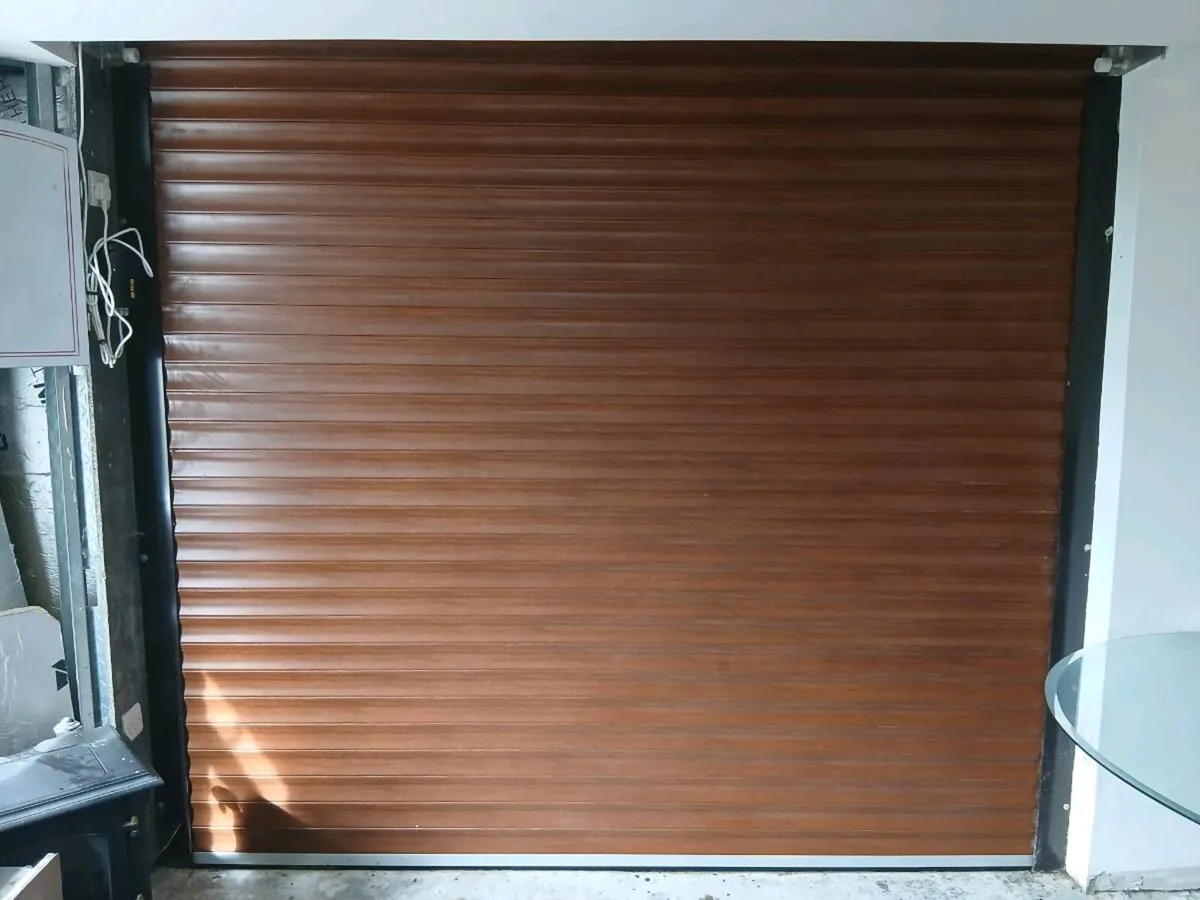 Insulated automated Golden oak garage door - Image 2