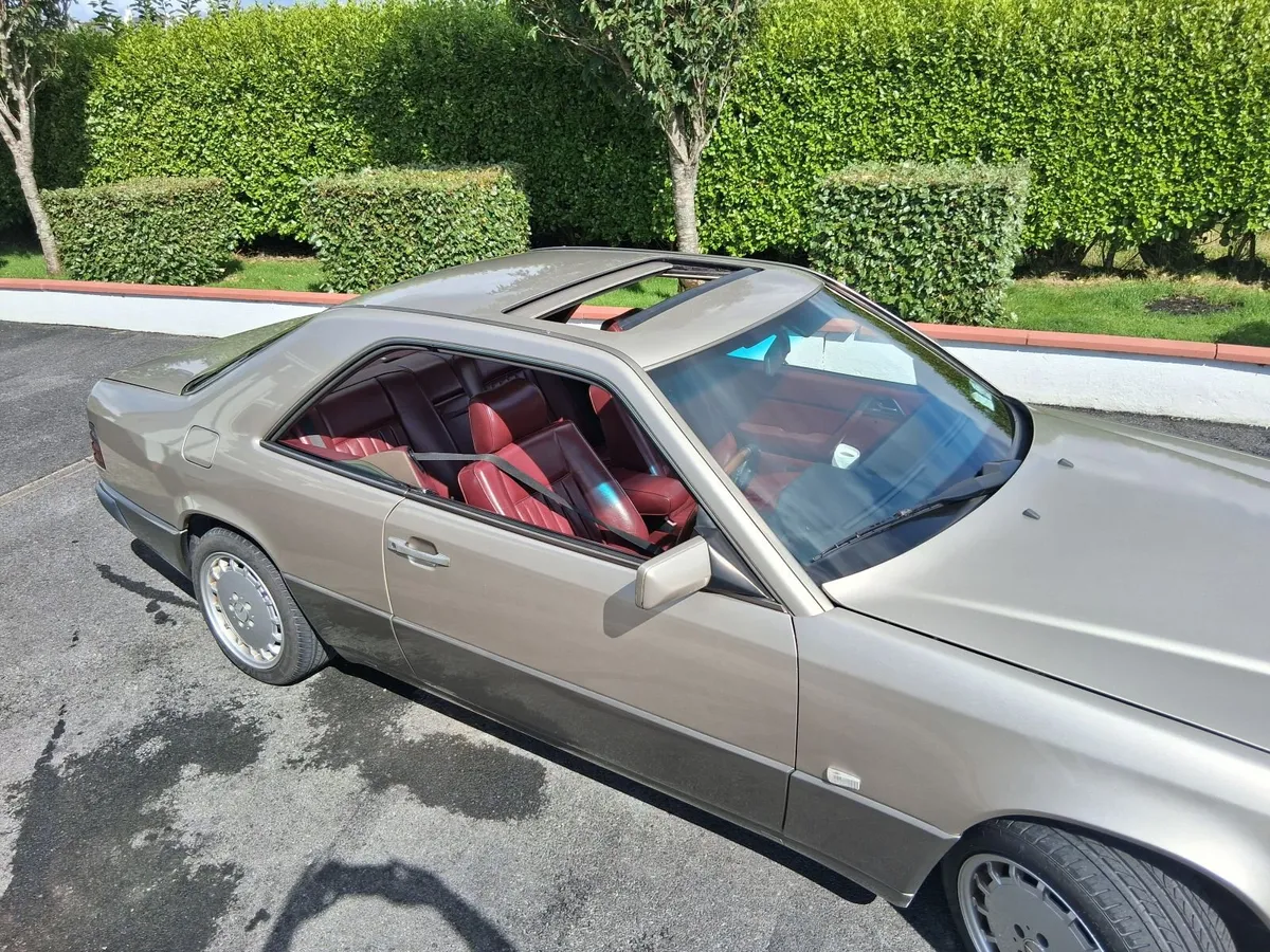 Mercedes-Benz Other 1989 - Image 2