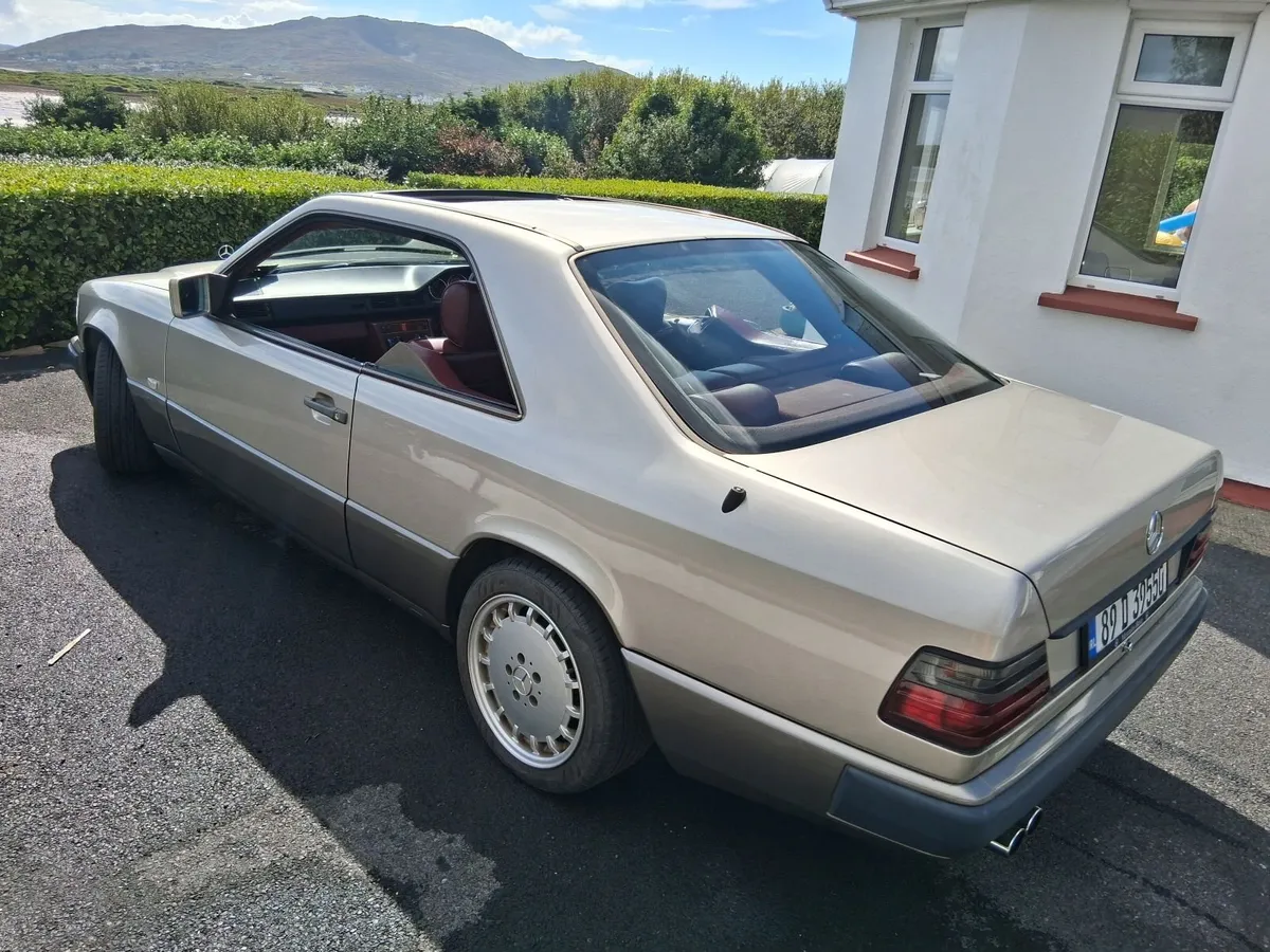 Mercedes-Benz Other 1989 - Image 1