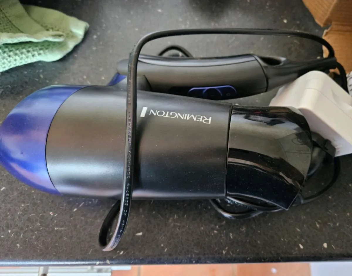 Bundle of Hairdryers Straighteners etc - Image 3