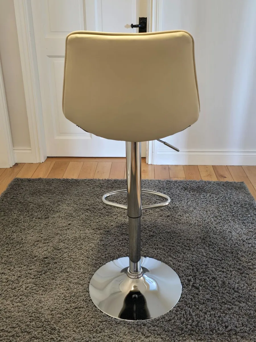 Bar Stools x 4 - Image 3