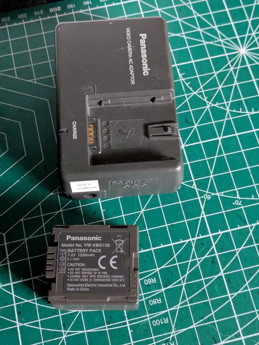 Panasonic HDC-SD9 3 CCD🌈 Camcorder Leica lens💥 - Image 4