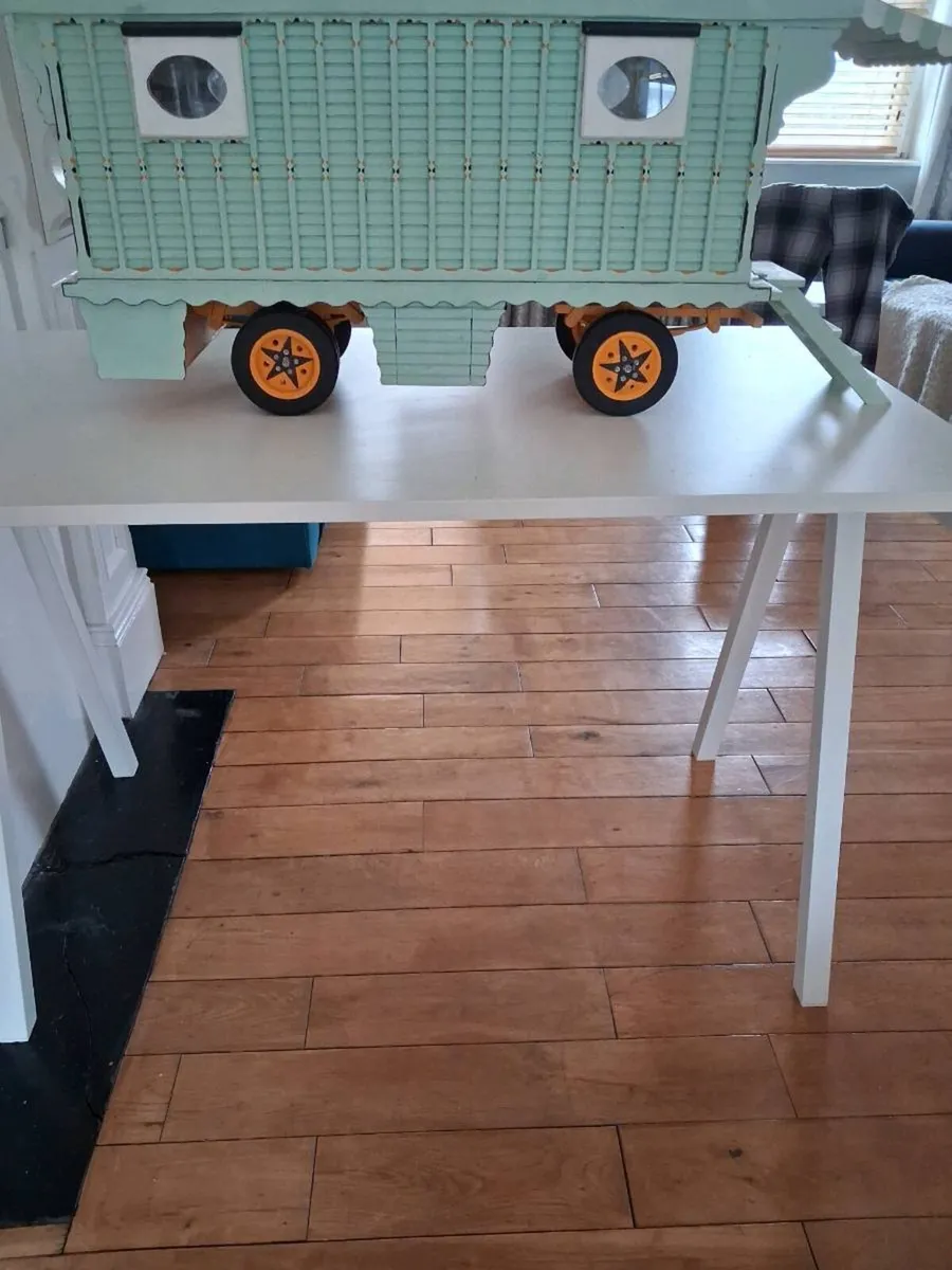Model of showmans wagon - Image 3