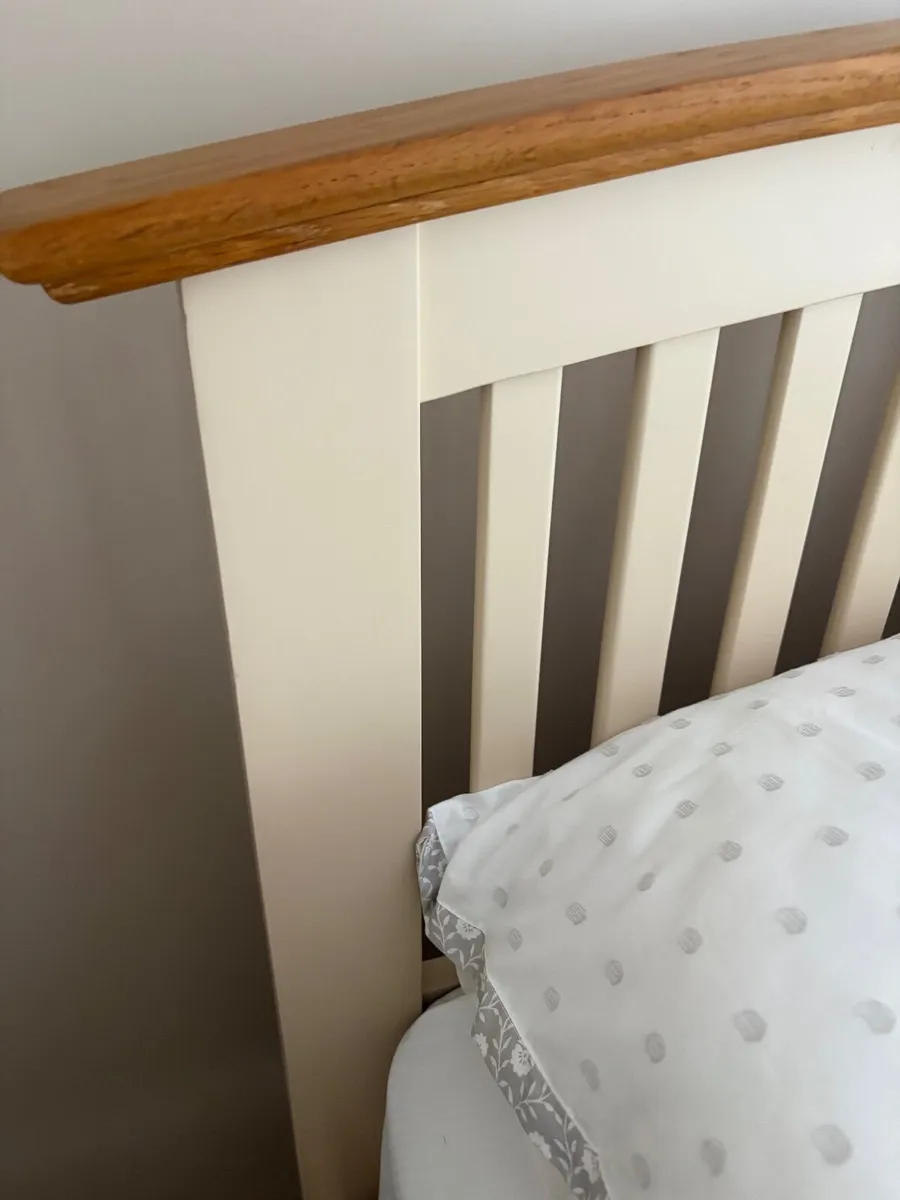 Bedroom furniture - bedframe,drawers & lockers - Image 2