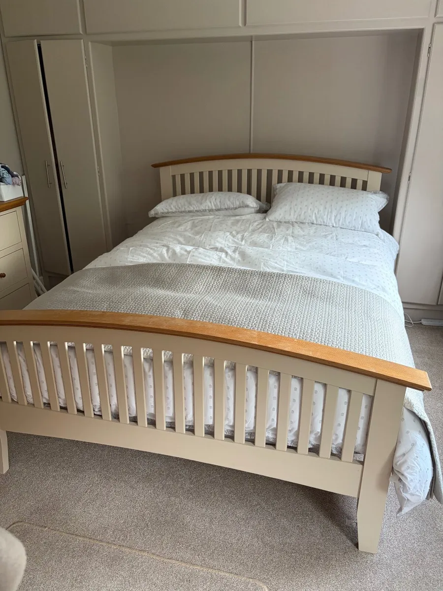 Bedroom furniture - bedframe,drawers & lockers - Image 1