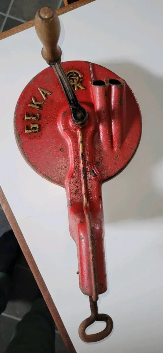 Vintage vegetable cutter - Image 3