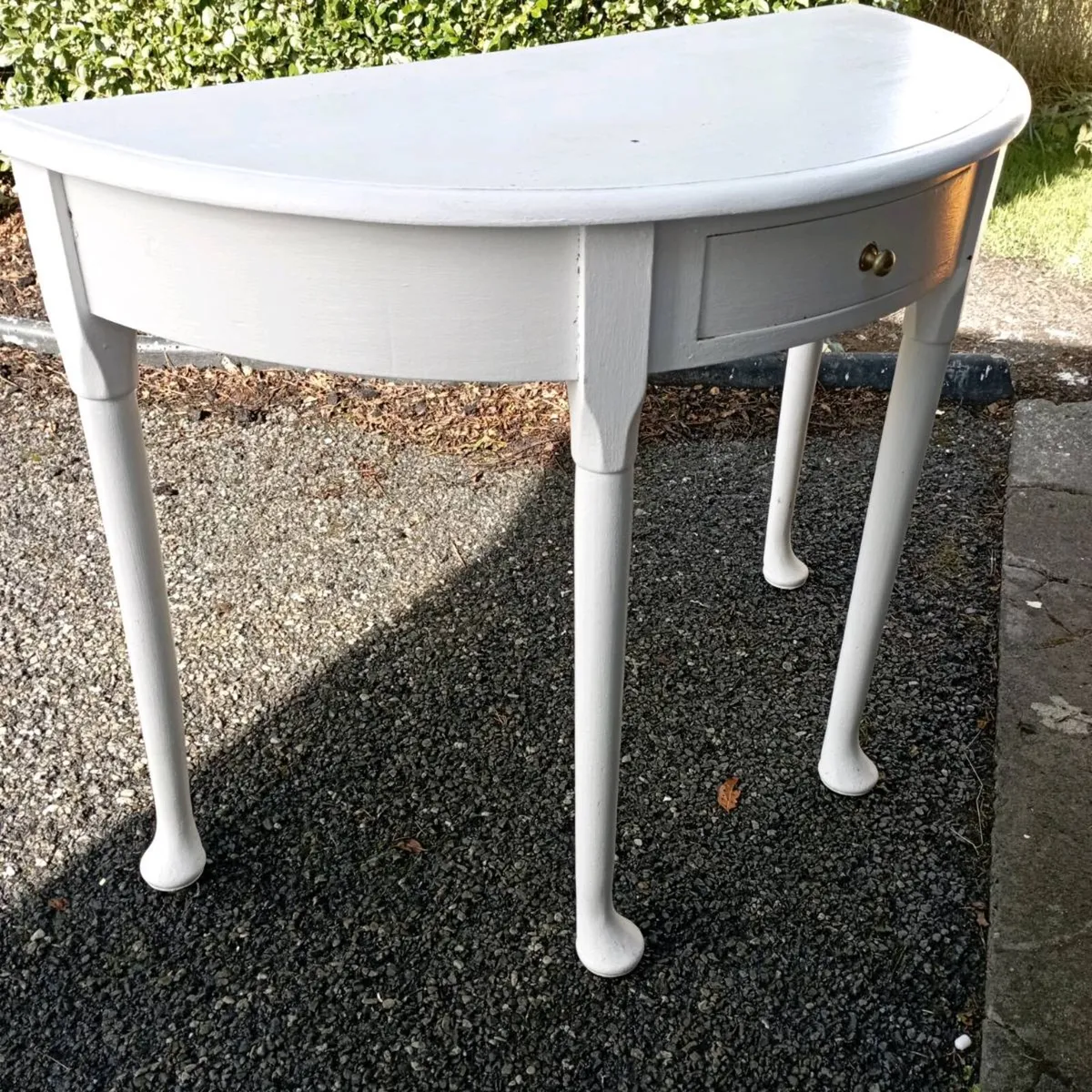 Hall table