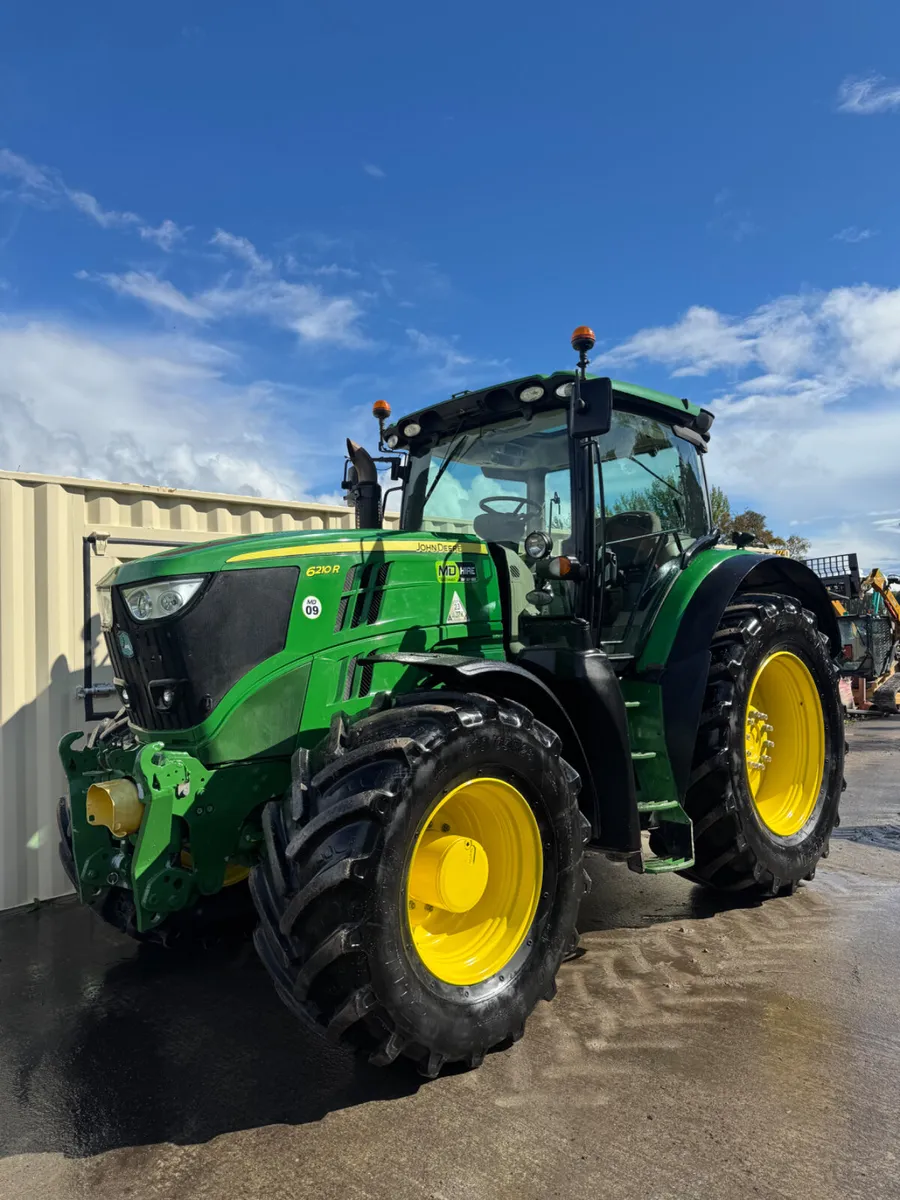 John Deere 6210R - Image 3