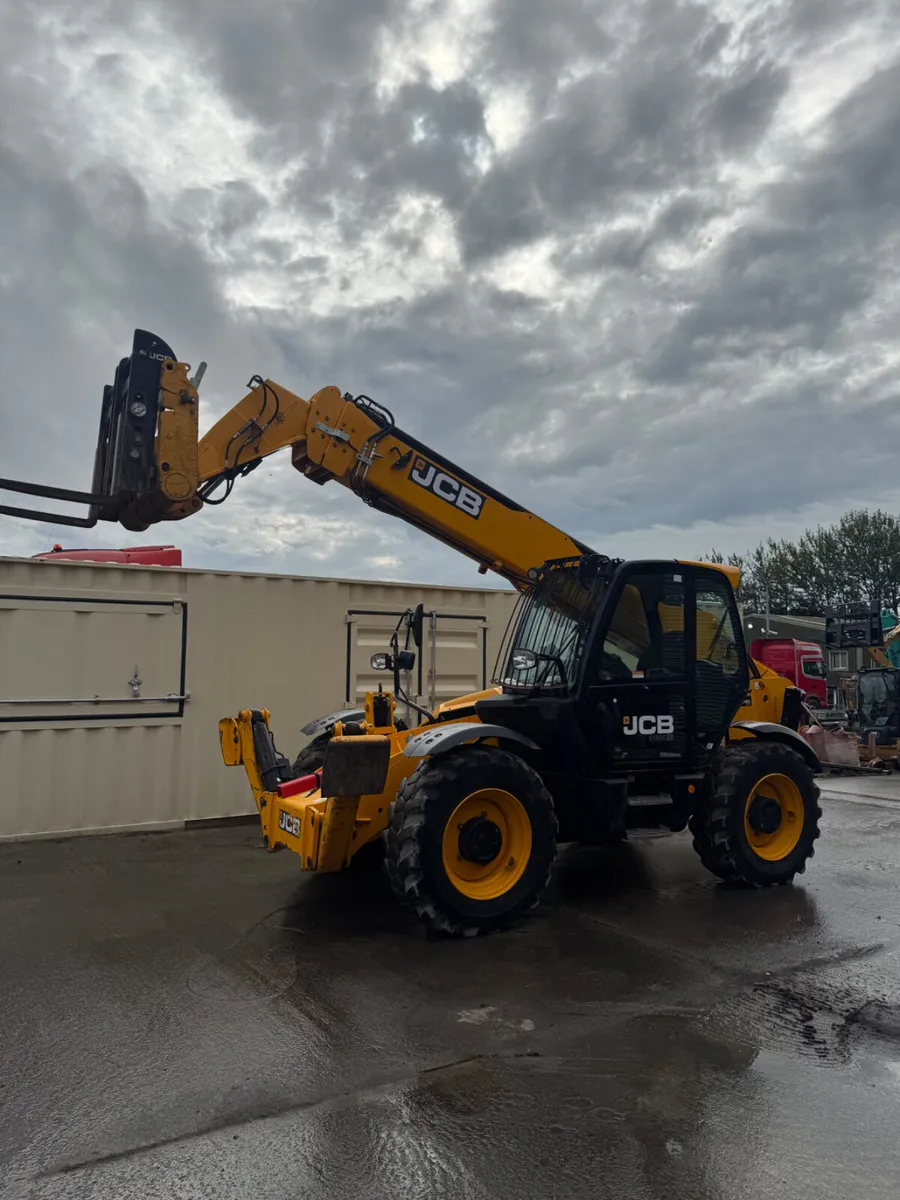 2023 JCB 540-140 - Image 4