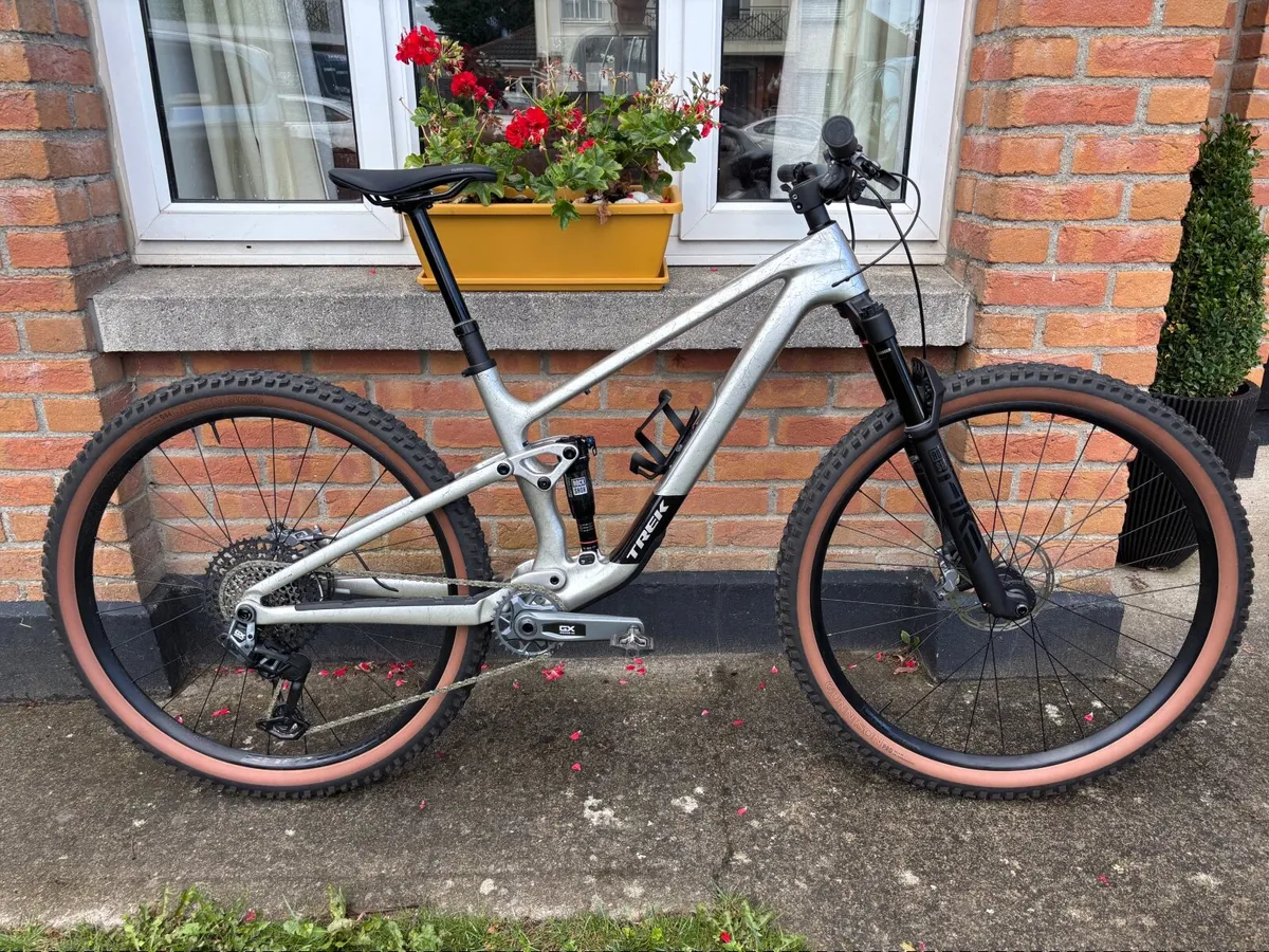 Trek Top Fuel 9.8 - Image 3