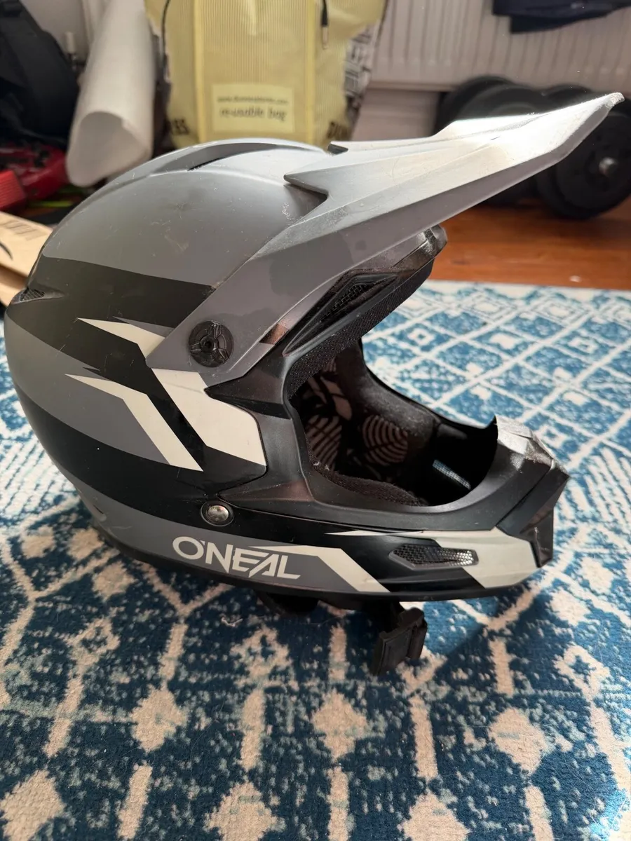O’Neal Mtb Full Face Helmet - Image 1