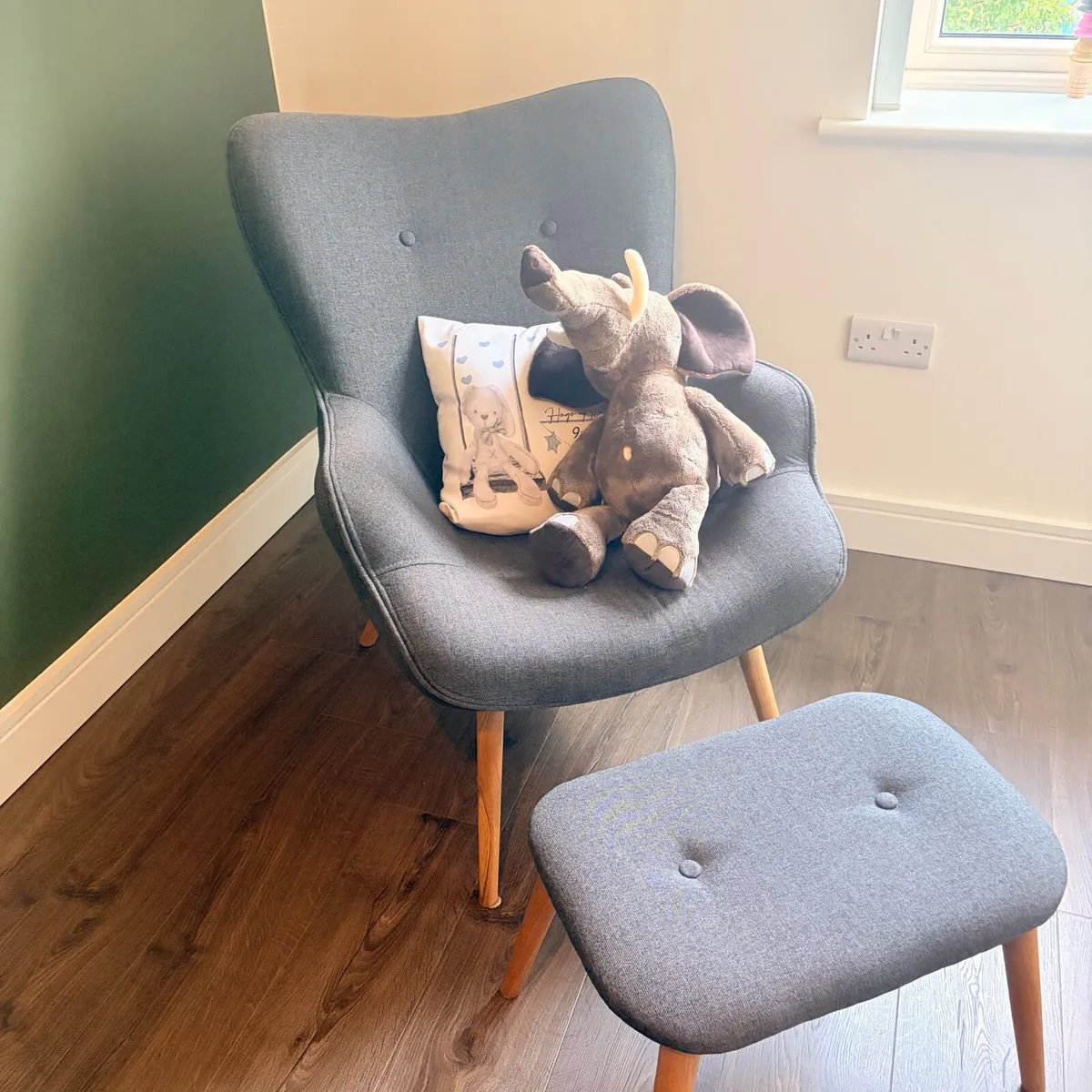 JYSK armchair and matching footstool set - Image 1