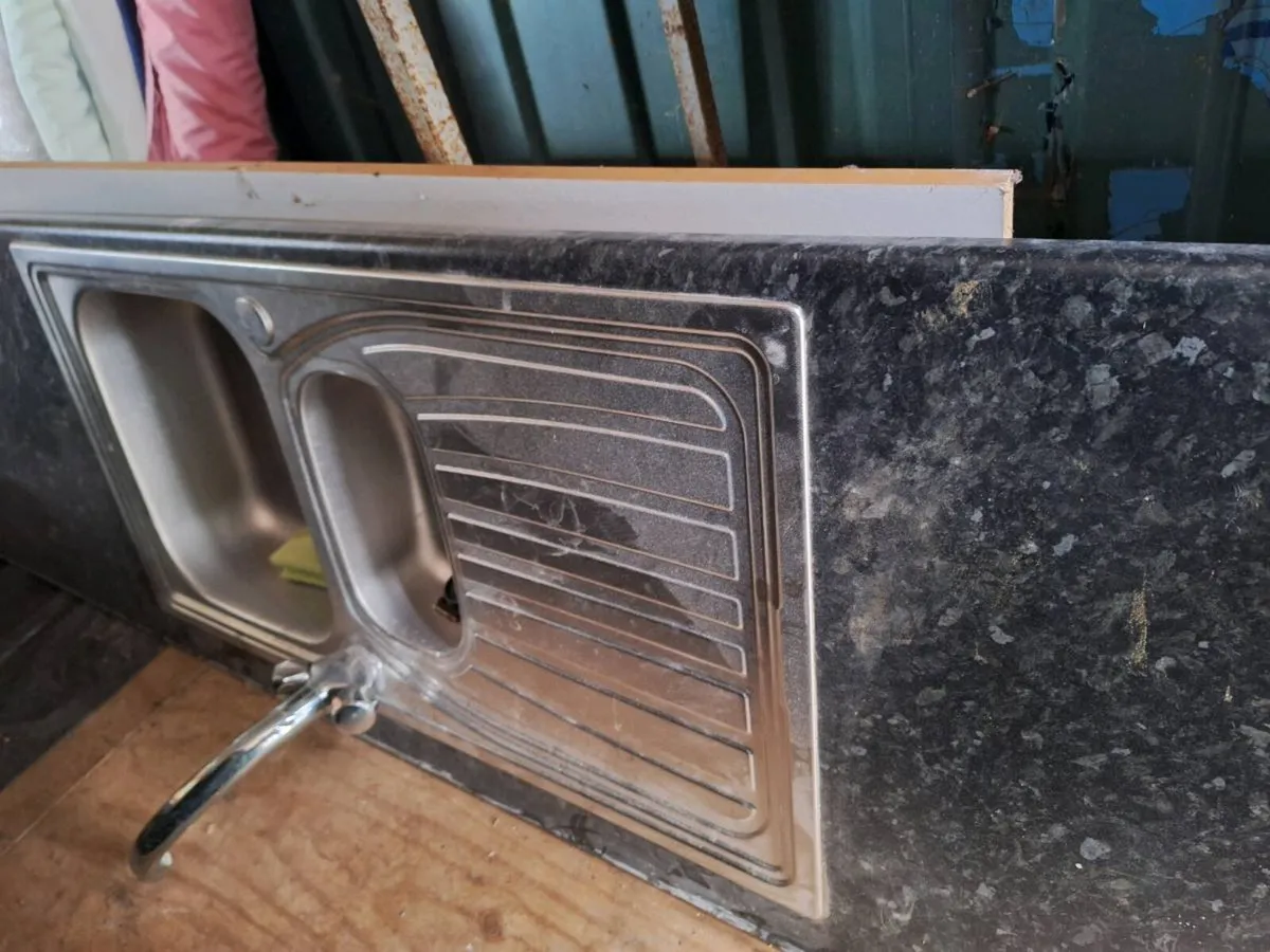 Ebony granite style satin worktop - Image 4