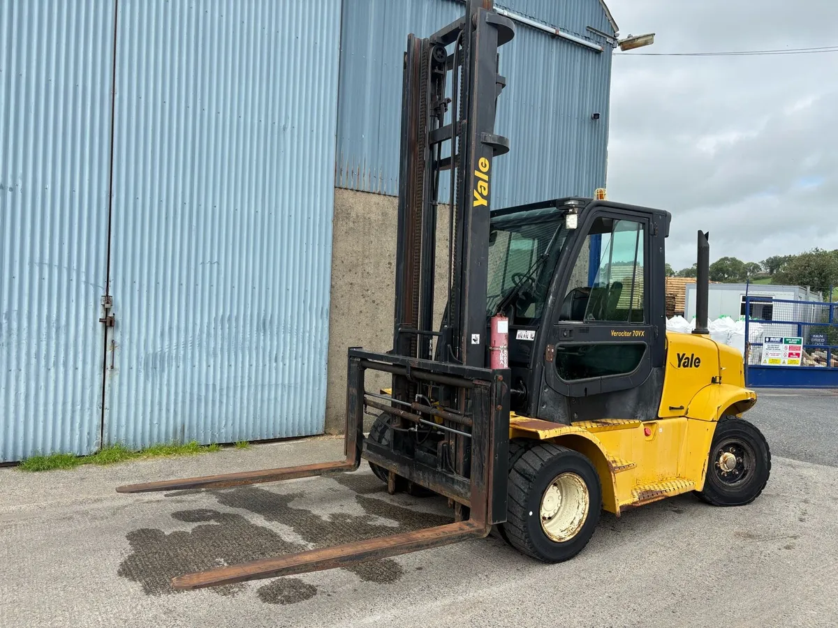 2012 Yale 7 Tonne Diesel Forklift - Image 1