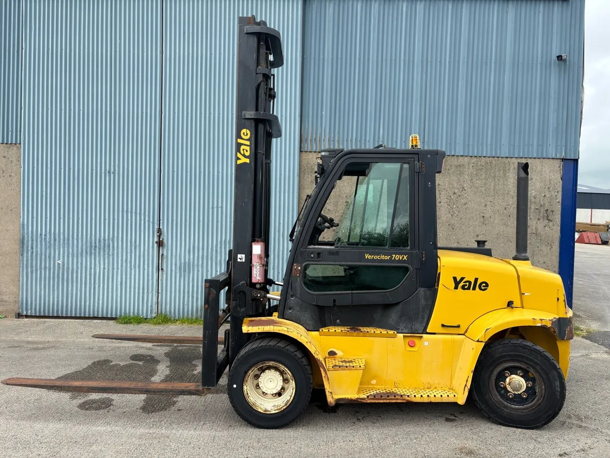2012 Yale 7 Tonne Diesel Forklift - Image 2