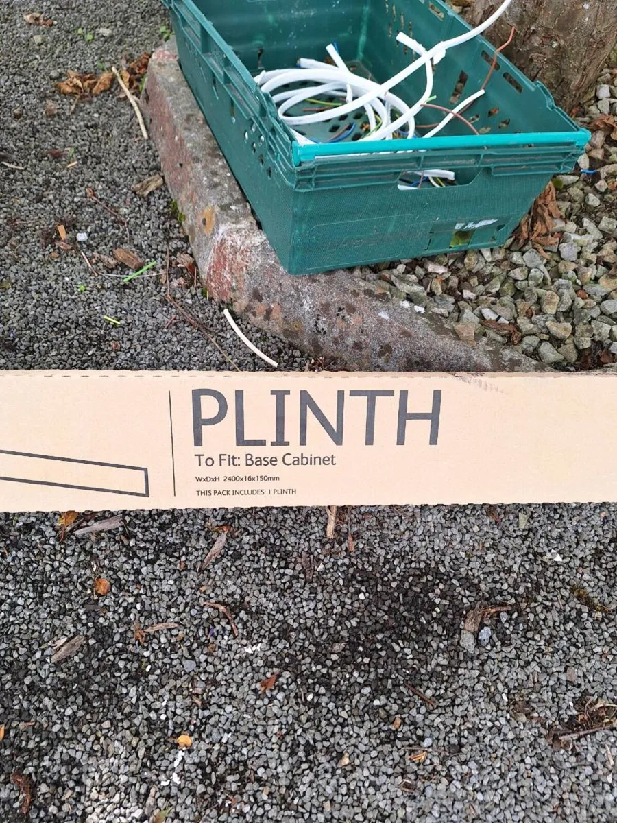 Plinth to fit base cabinet - Image 1