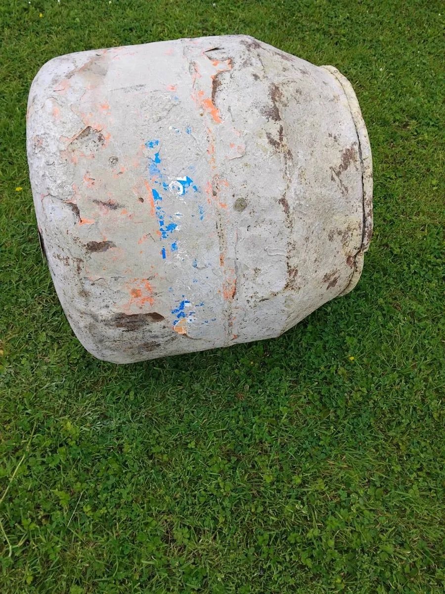 Cement mixer drum - Image 1