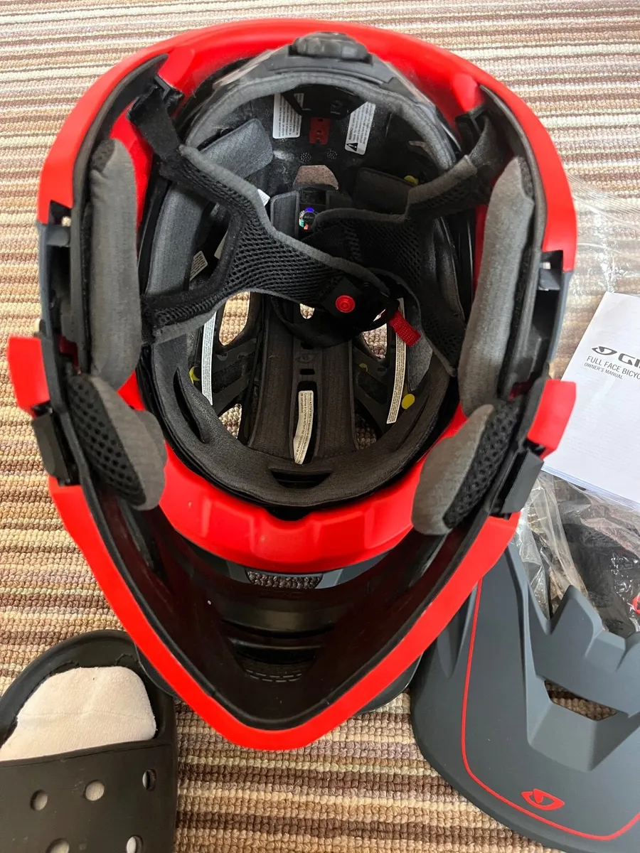 Bicycle MTB helmet - Image 2