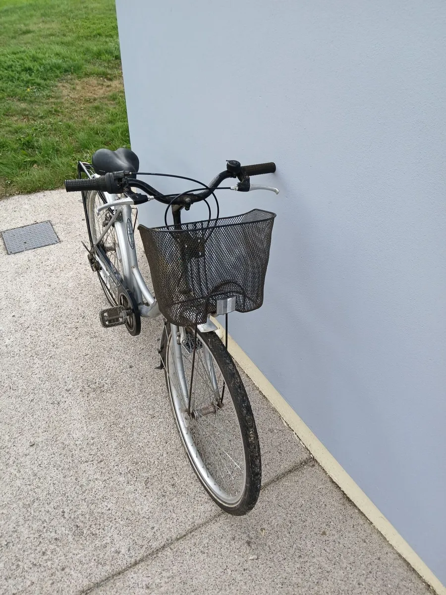 Womens bike - Image 1
