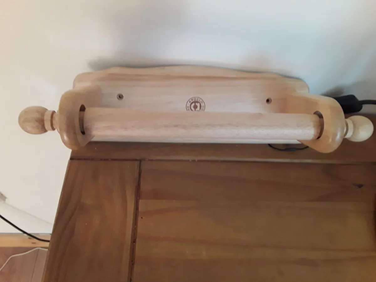 Brand new never use kitchen roll holder brand Apol - Image 1