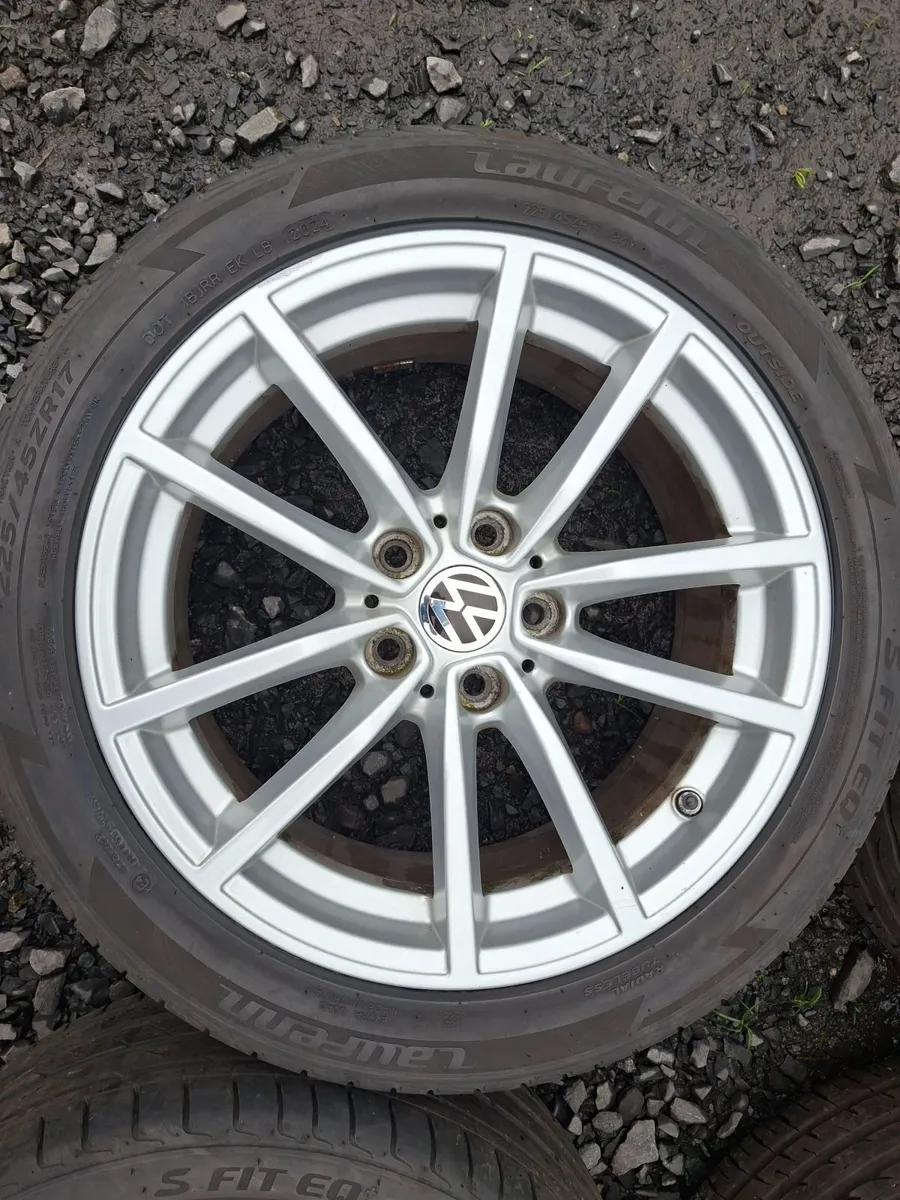 17" Vw Alloys with tyres - Image 2