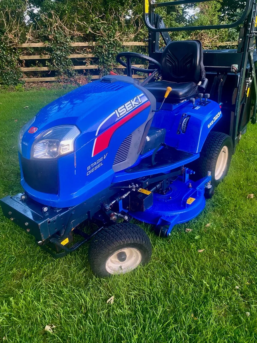 Iseki SXG323+ High Tip 2019 - Image 1
