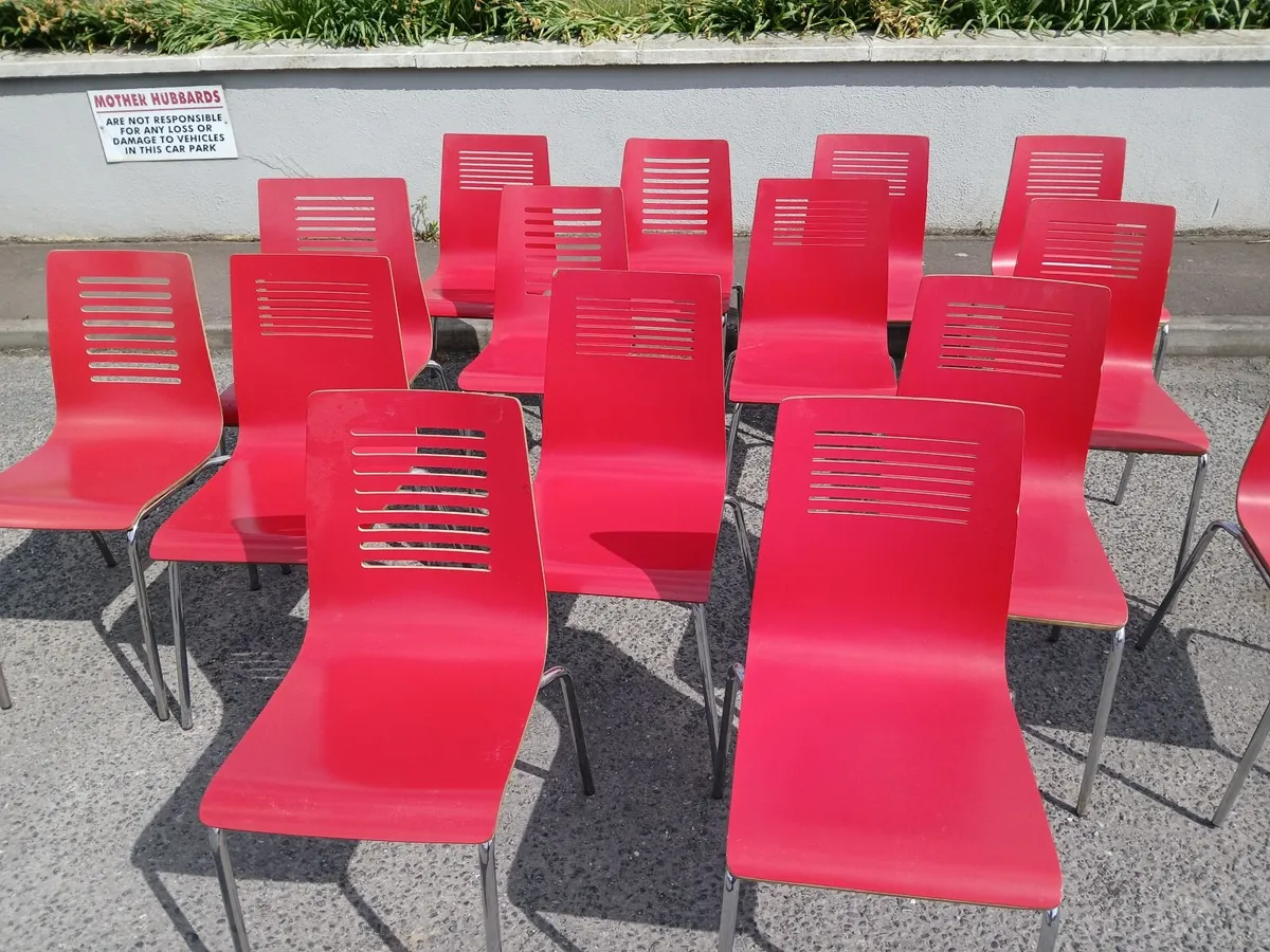 Chairs 💺 💺 💺 💺  lot of (30)...delivered - Image 3