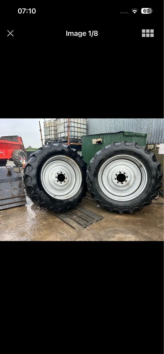 18.4/42 complete wheels - Image 1