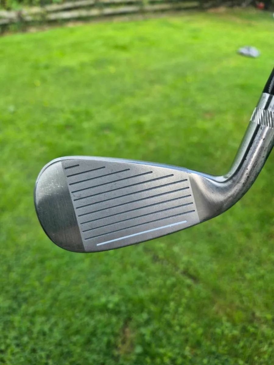 MINT SUB 70 699 UTILITY 4 IRON STIFF FLEX - Image 2
