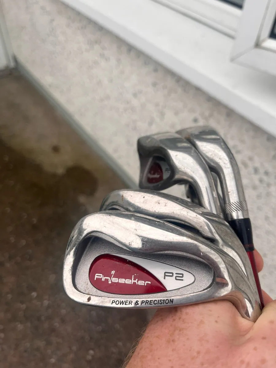 Selection of golf clubs - Image 3