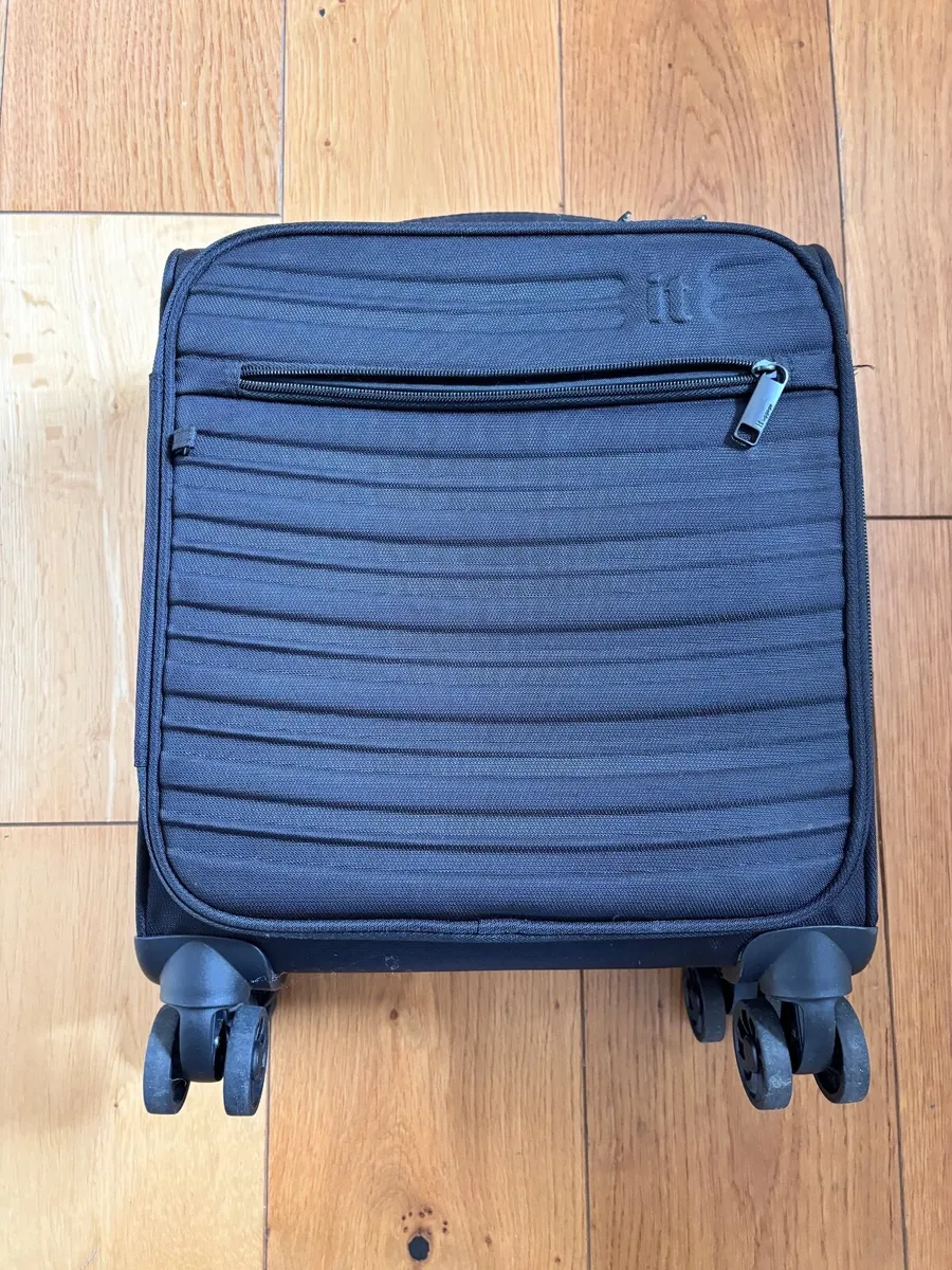 Suitcase - Image 3