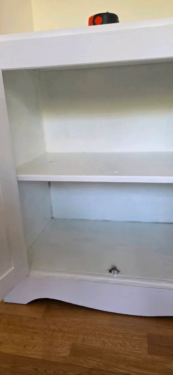Free Standing Unit - Image 3