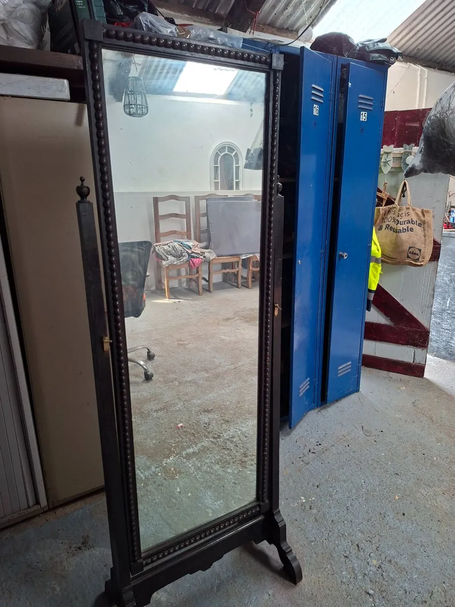 Mirror - Image 1