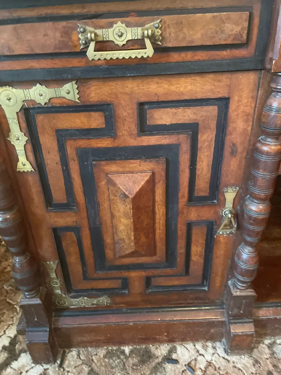 Sideboard - Image 3