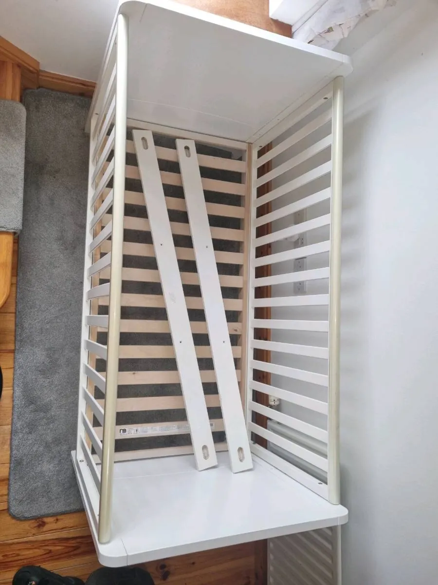 Cot bed - Image 3