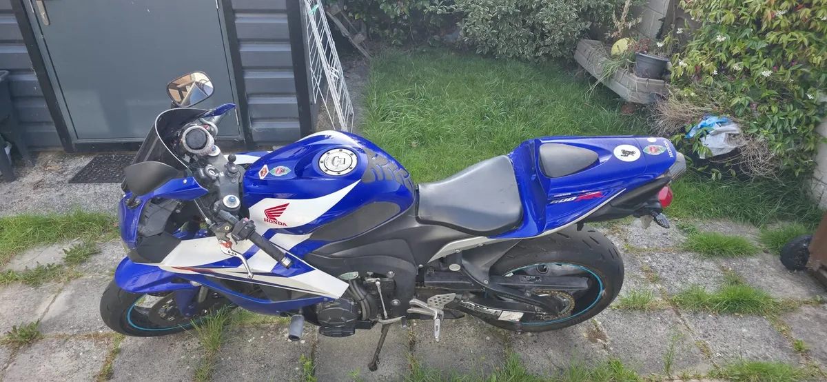 Honda Cbr 600rr - Image 4