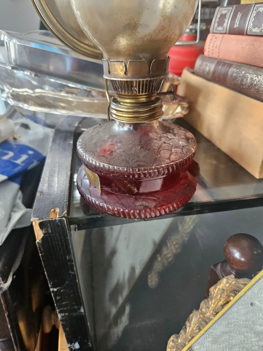 Vintage Oil Lamp - Image 3