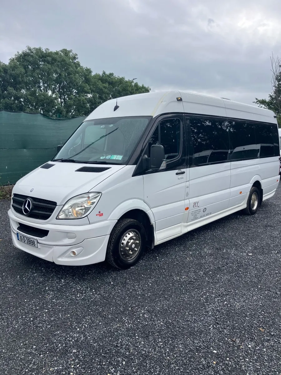 Mercedes-Benz Sprinter Minibus - Image 1