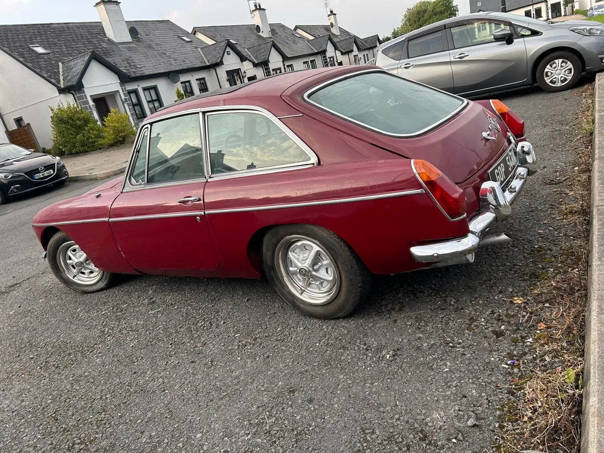 1975 MGB GT - Image 3
