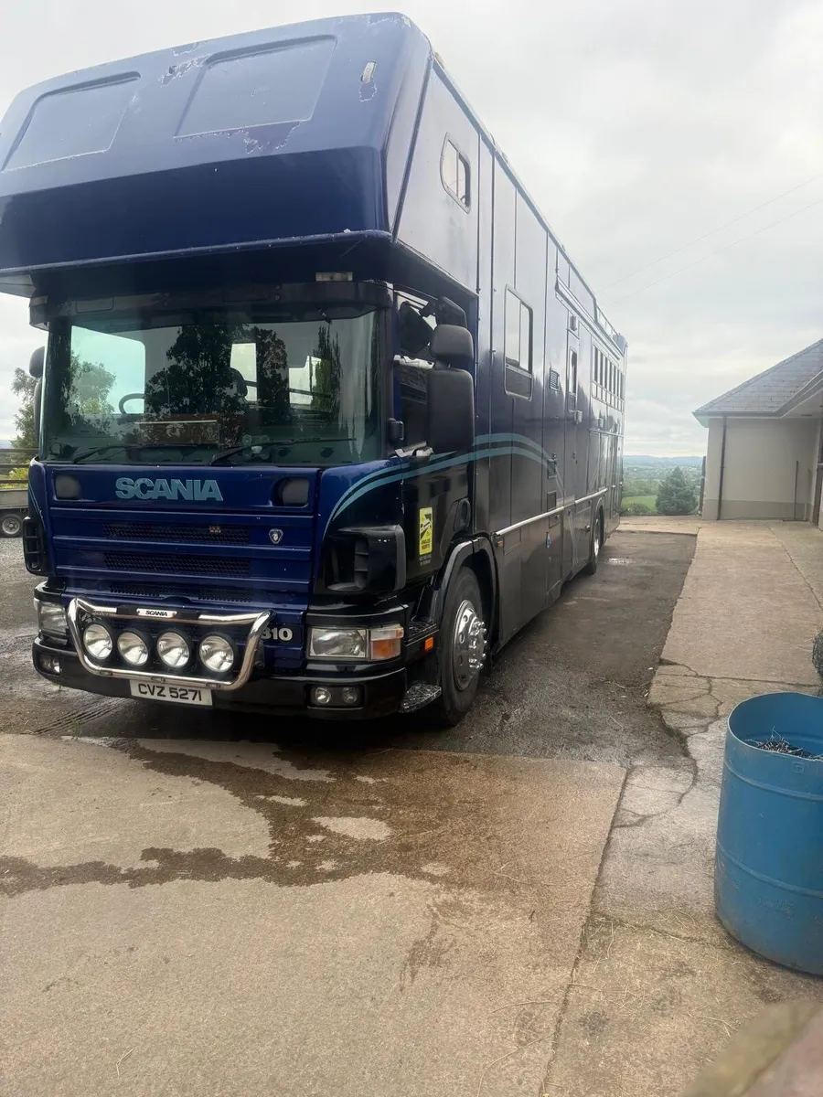 Scania Horse lorry - Image 1