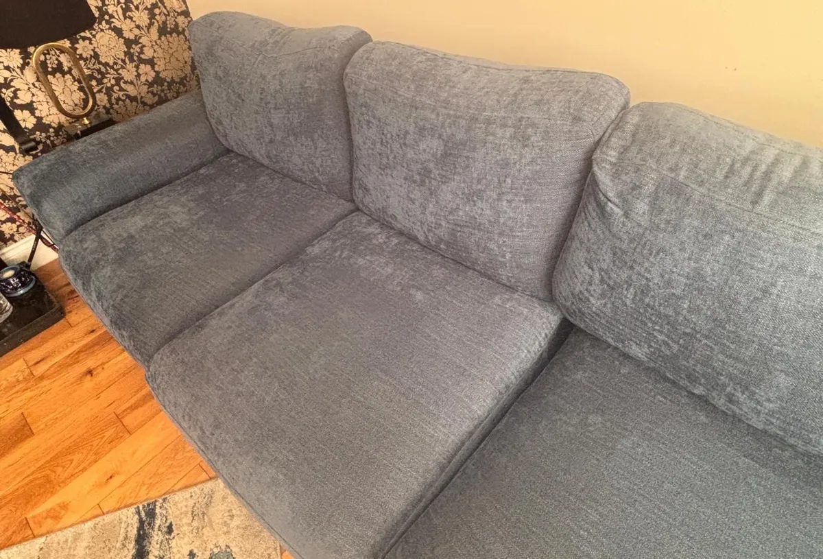 L shaped sofa - Image 4