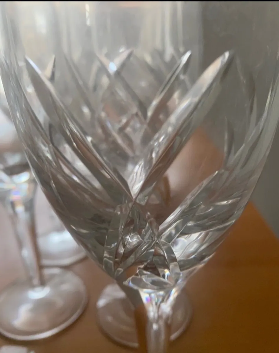 Waterford Crystal John Rocha wine glasses - Image 3
