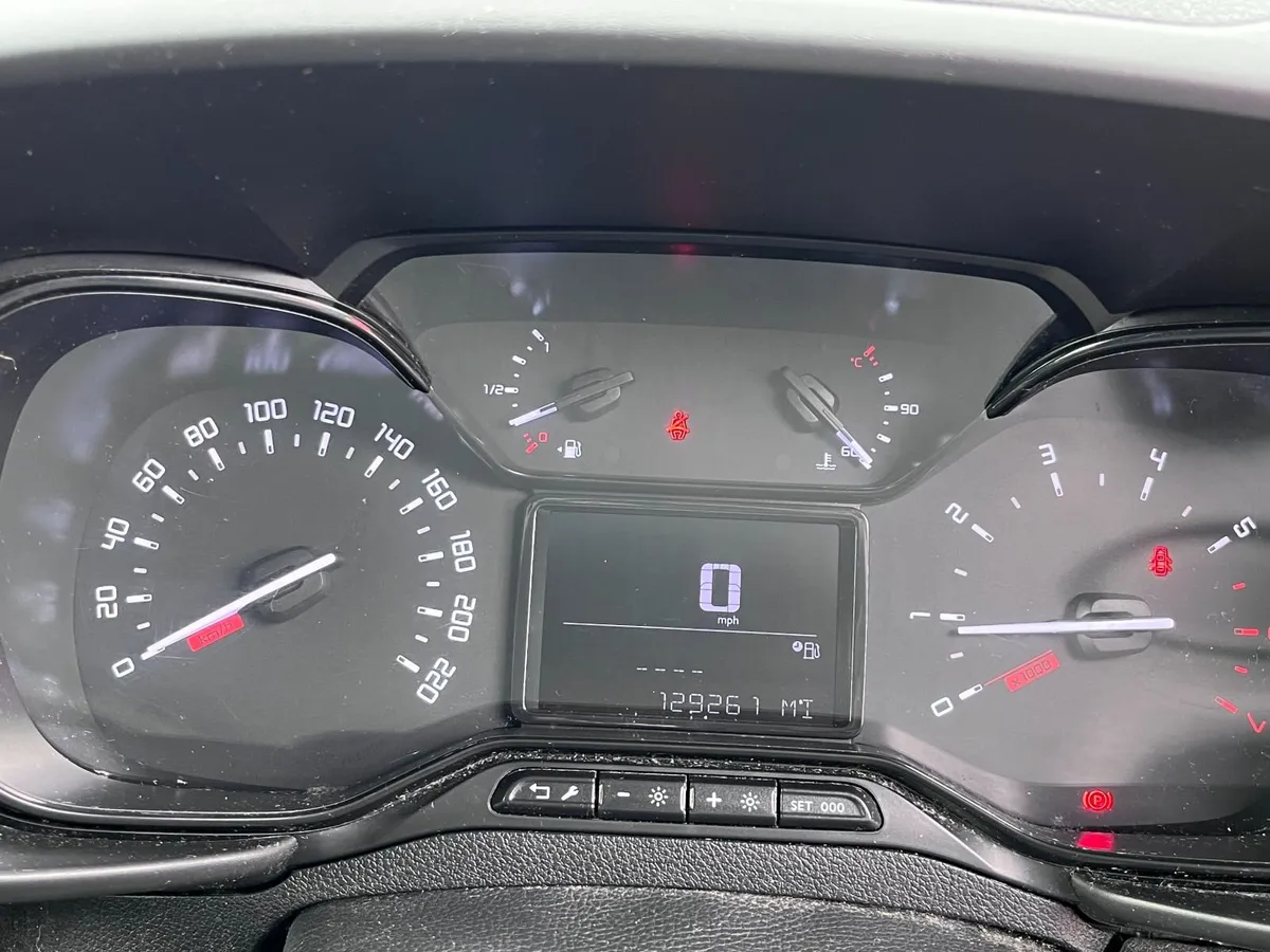 Citroen Berlingo 2021 - Image 4