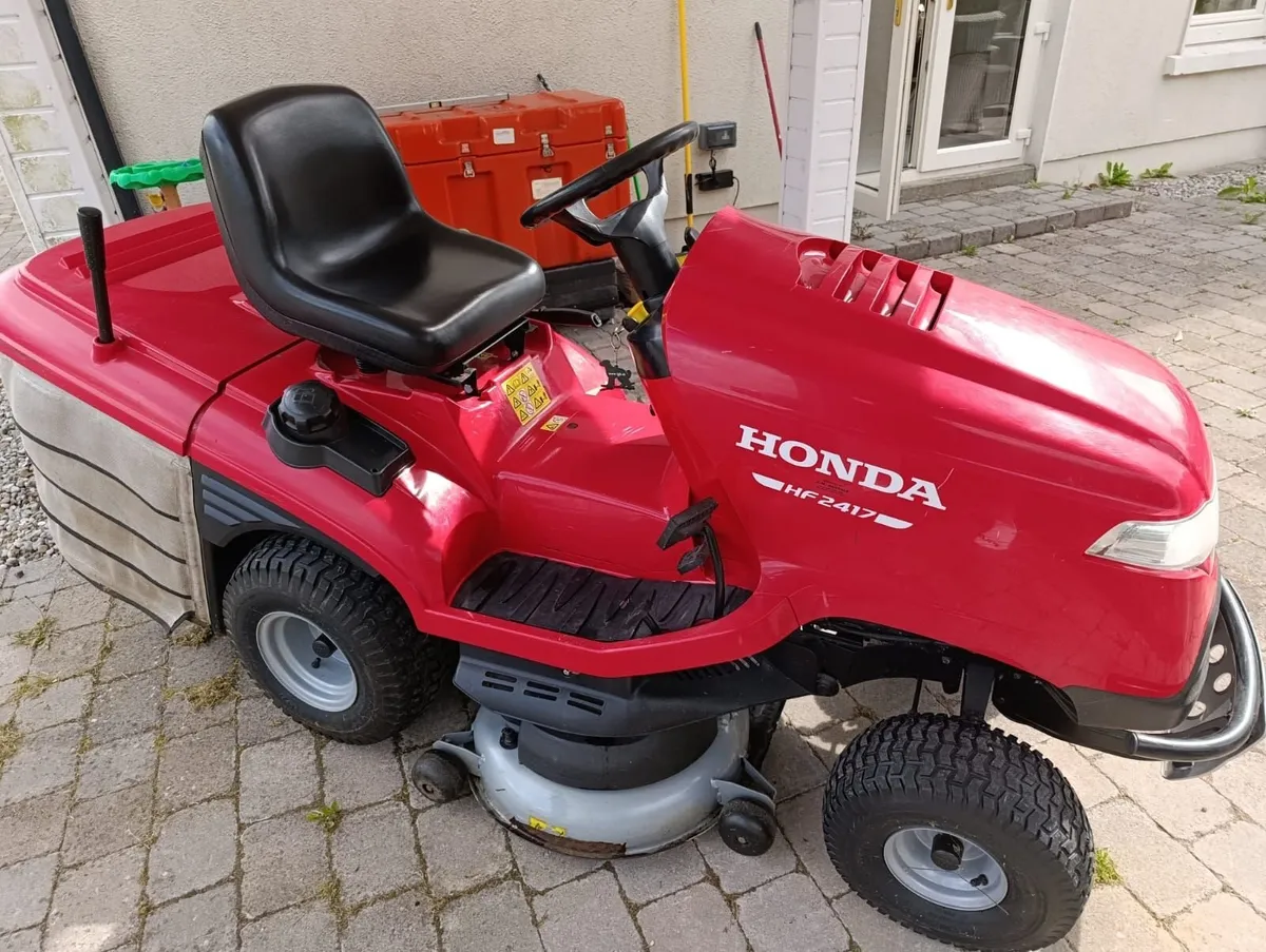 Ride on lawnmower honda 2417 - Image 4