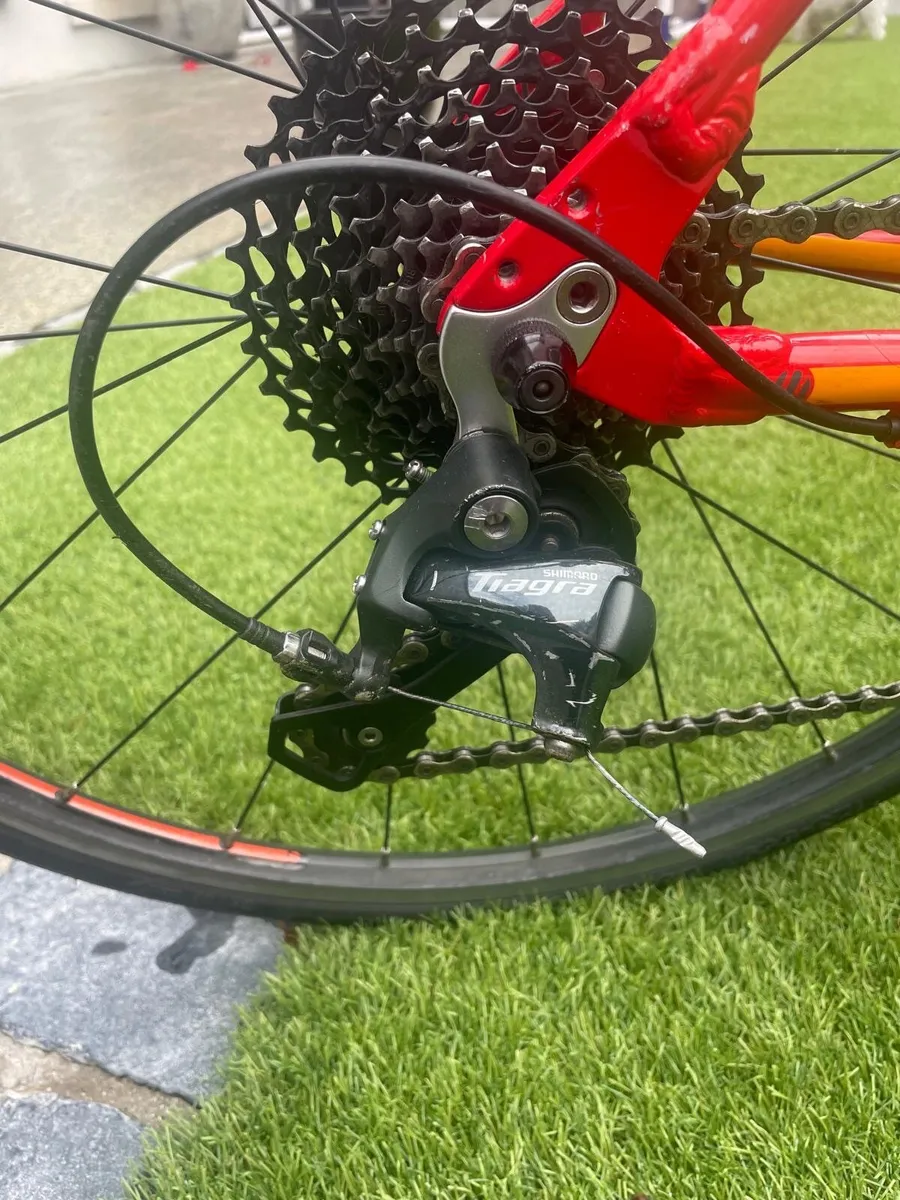 Kids road bike - Image 1