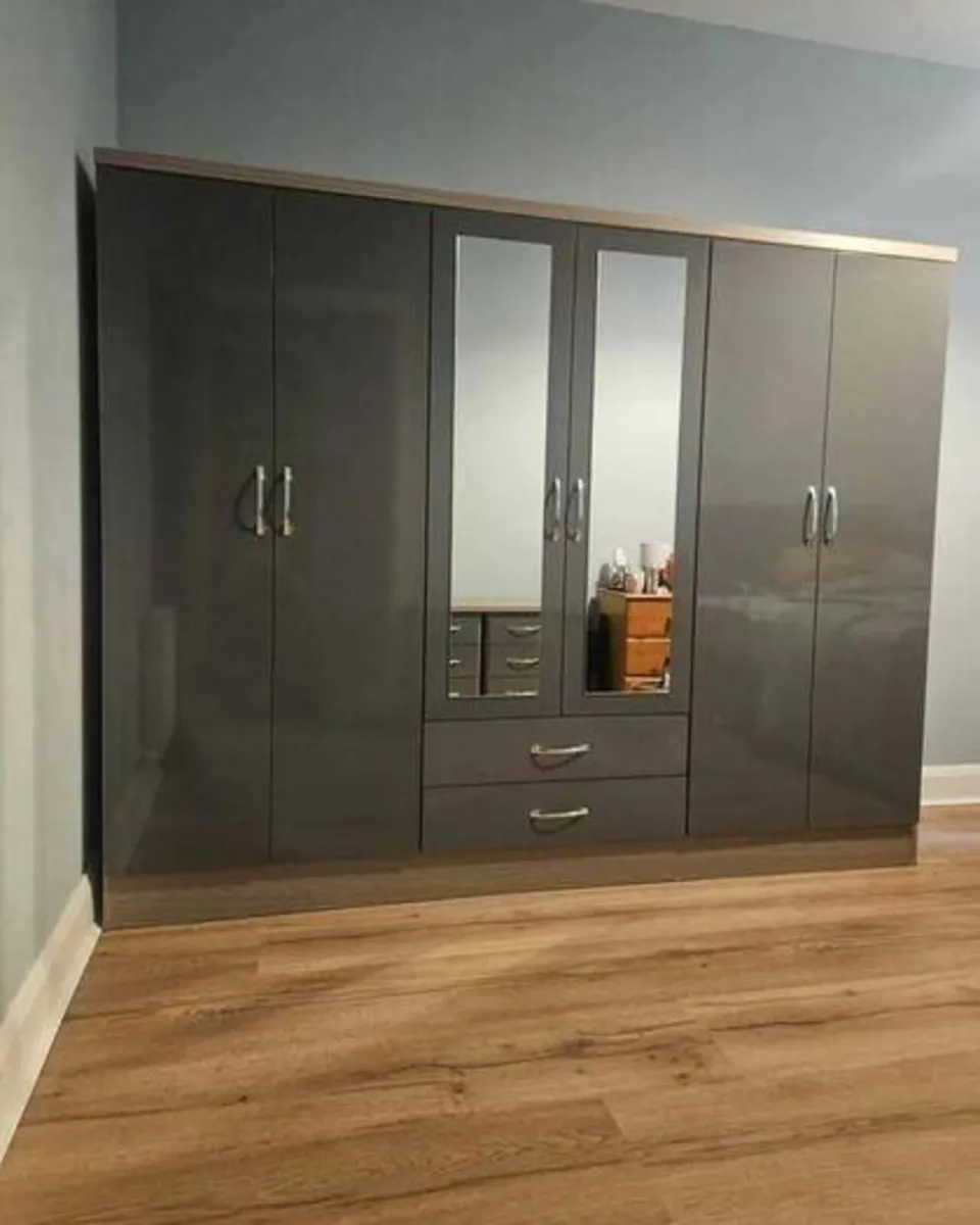 Wardrobes - Image 4